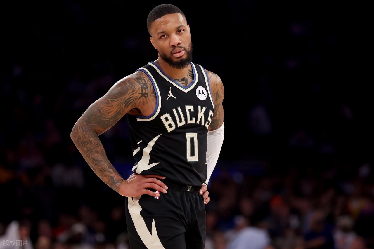 开云体育-鹈鹕轻取雄鹿，利拉德惊艳四座