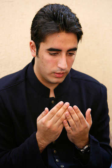 开云体育-加拿大选手人气飙升，精湛表现引发热议受到认可