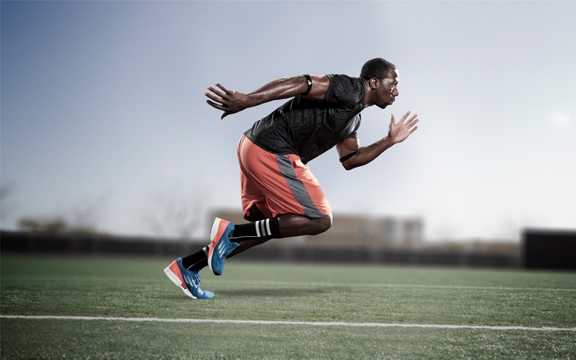 开云体育登录-双重碾压，从绿茵场到乒乓台，看扛起全队的意志传承